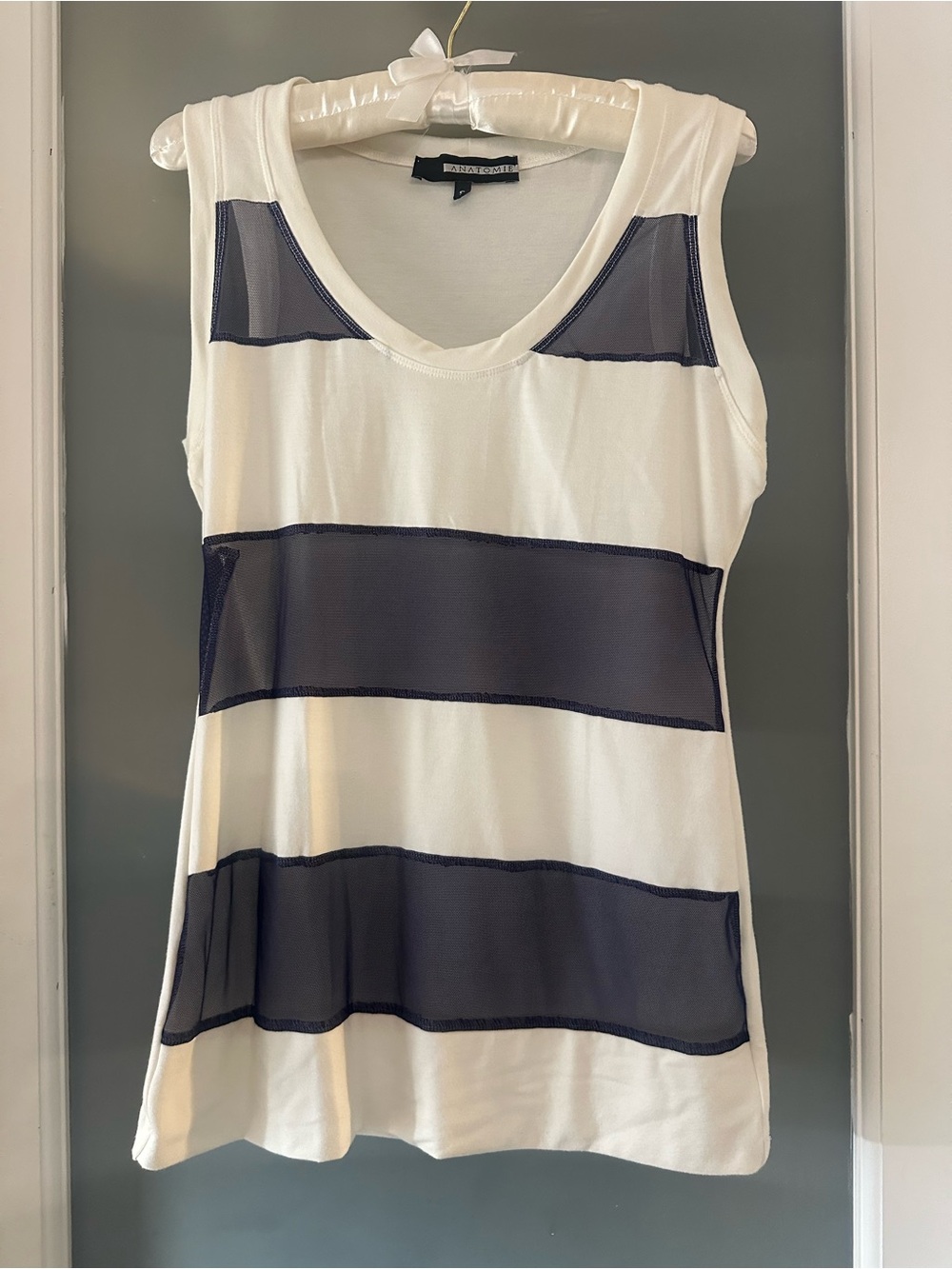 Anatomie White Tank w Navy Mesh Stripe Insets NWOT